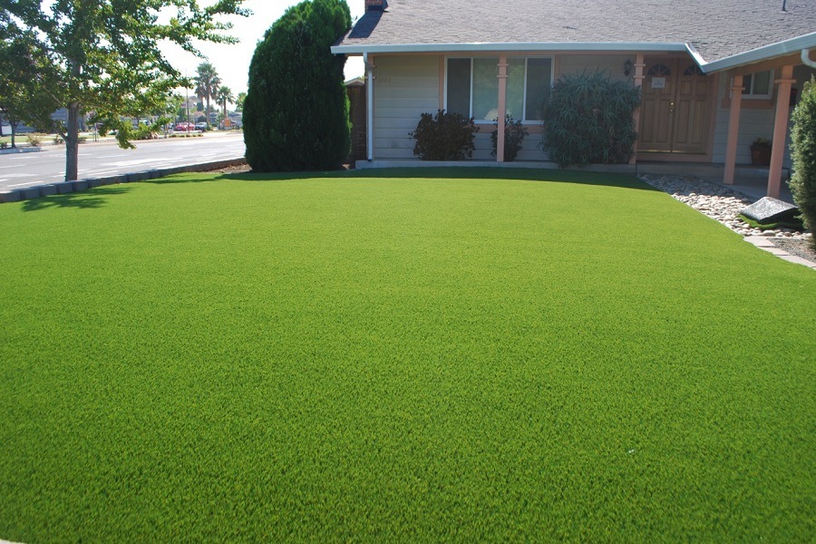 Artificial Grass Fitters: How to Ensure a Seamless and Long-Lasting Installation